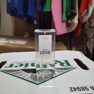 Victoria's Secret First Love Mist